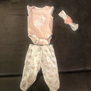 KYLE & Deena Bunny Outfit